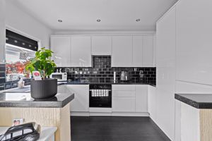 Photo 16- click for photo gallery